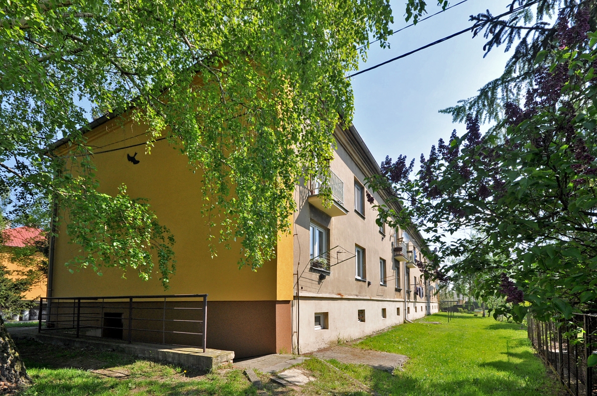Dělnická 523