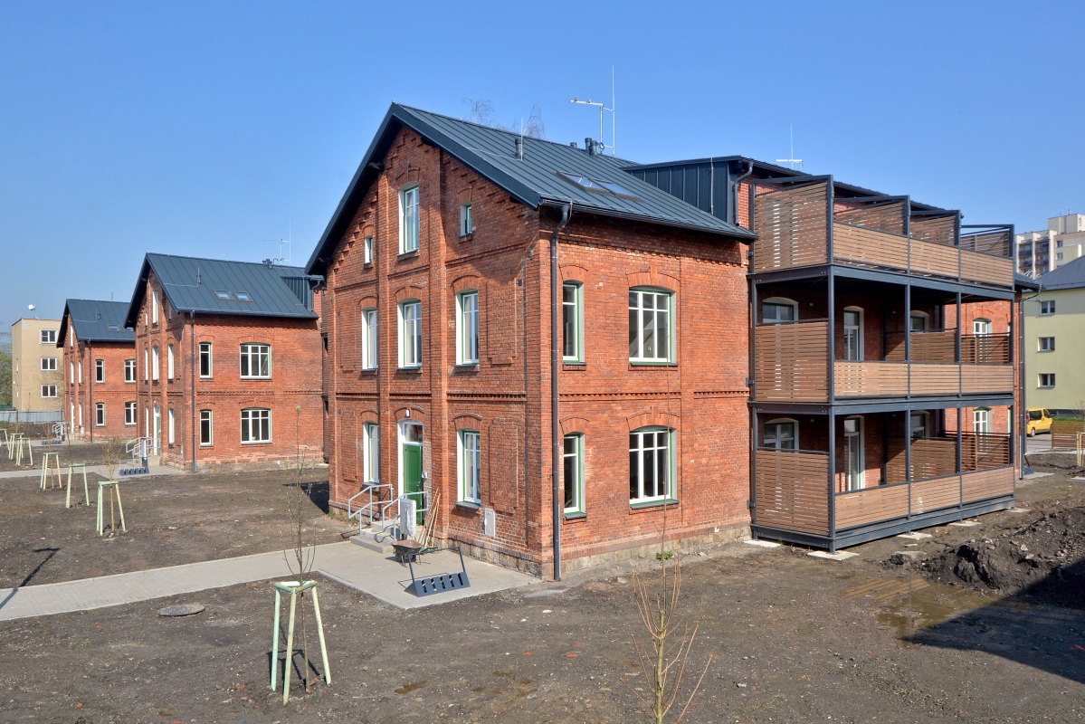 Červená kolonie 381