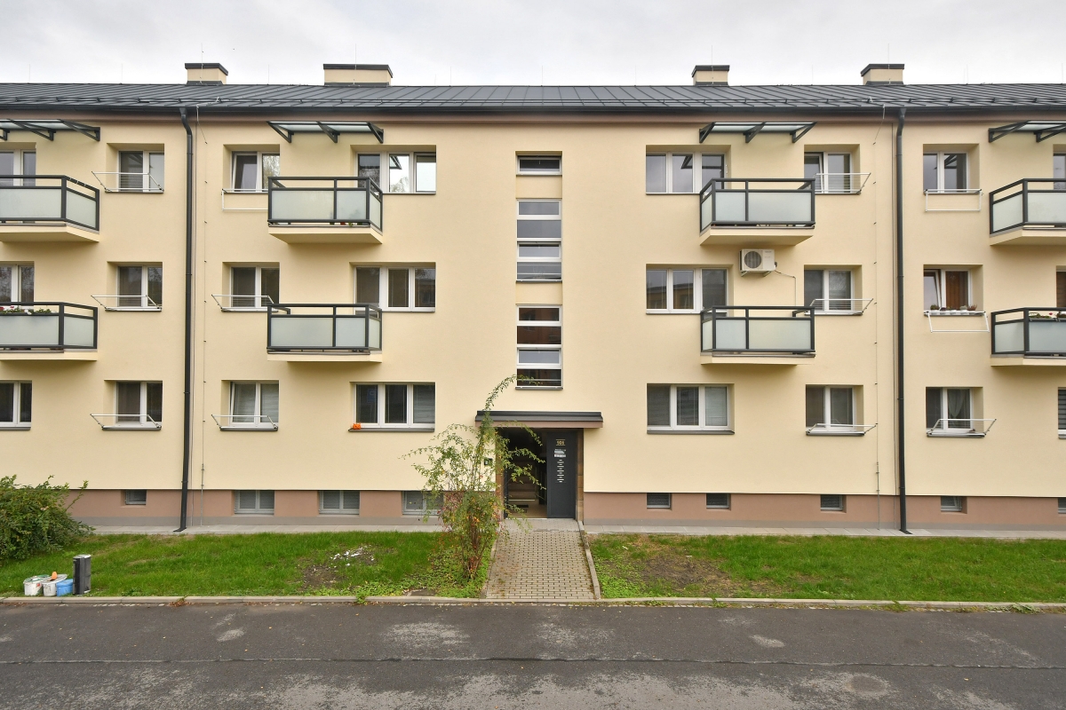 Štefánikova 906