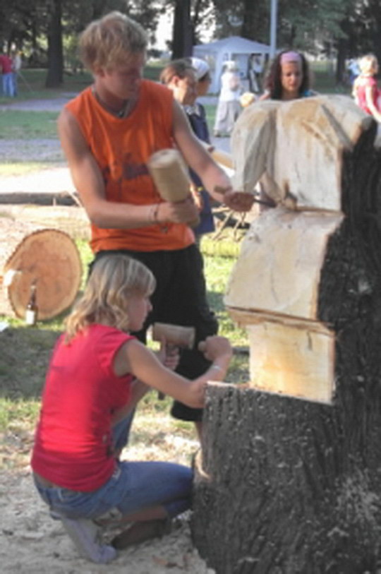 Do Léto-kruhů 2008 zbývá jen měsíc