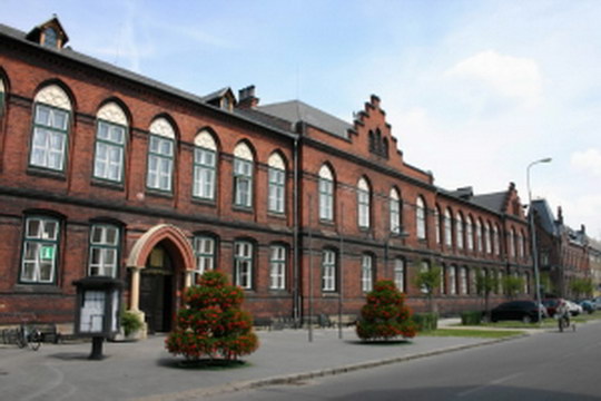 Omezení dostupnosti centrálních správních evidencí