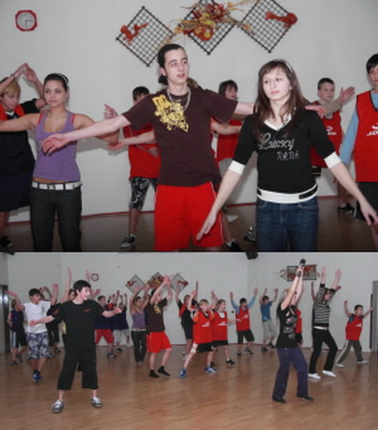 Místo florbalu a fotbalu cvičili aerobic