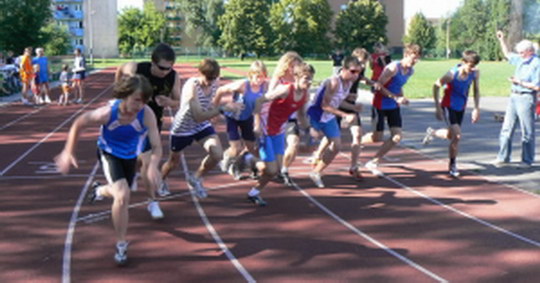 Příznivci atletiky se sešli na oválu při Wygoda Open 2009