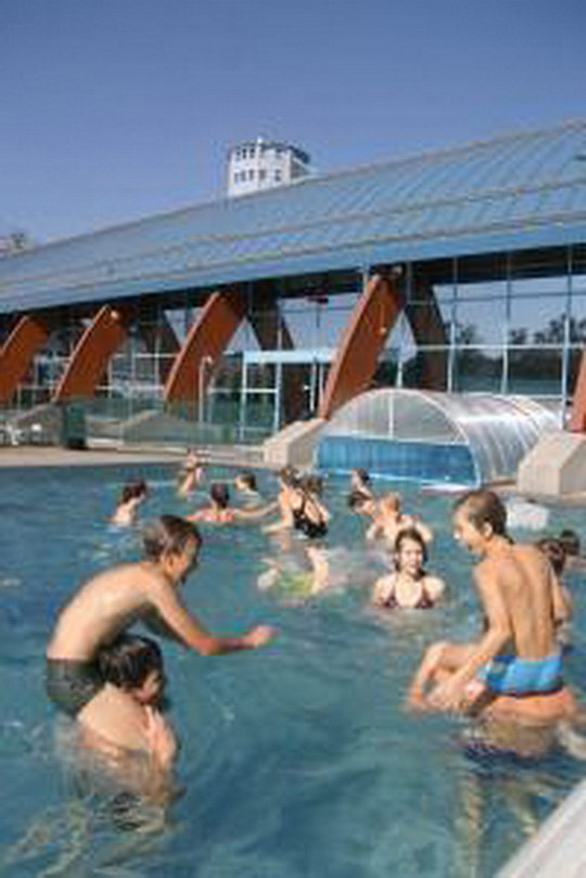 Tři hodiny v aquacentru za cenu jedné