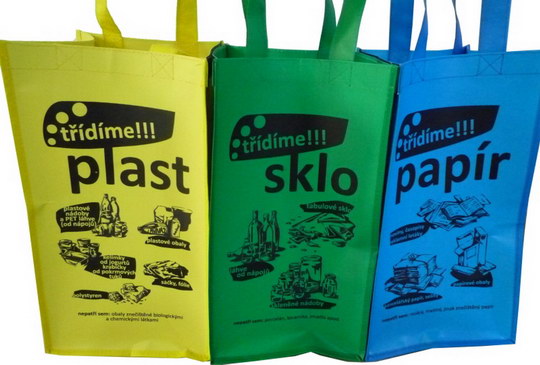 Stovky domácností v Bohumíně dostanou speciální třídicí tašky na papír, sklo a plasty