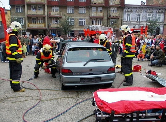 140. narozeniny oslavili starobohumínští hasiči s mnoha fanoušky
