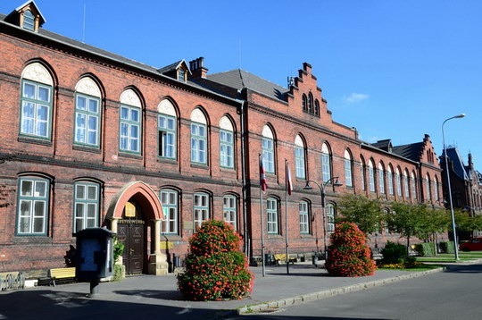 Volná pracovní místa v organizacích a firmách města přehledně na jednom místě