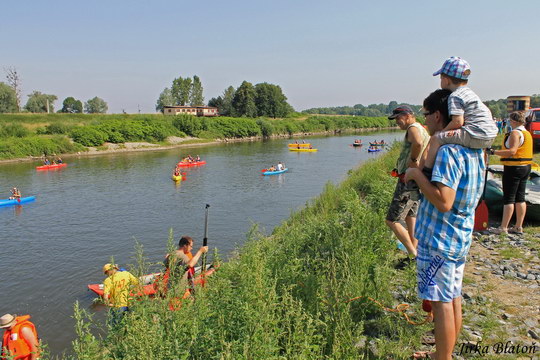 Vodáci v pátek odemknou meandry Odry, půjčovna má ještě pár volných lodí
