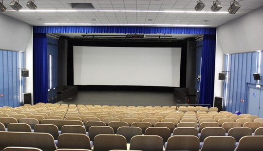 Kino vyzkouší promítání pro maminky na mateřské dovolené