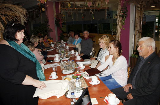 Takzvané Masky obcím a lidem pomáhají, zjistila v Polsku komise kultury