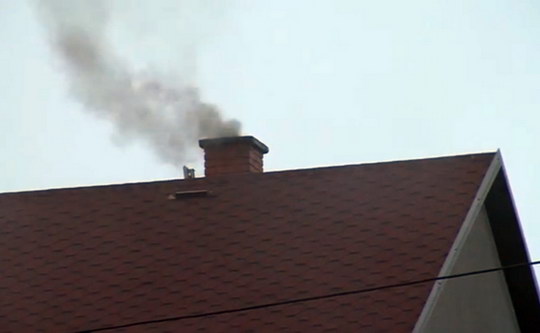 Nepodceňujte čištění a kontrolu nejen komínu, apelují hasiči