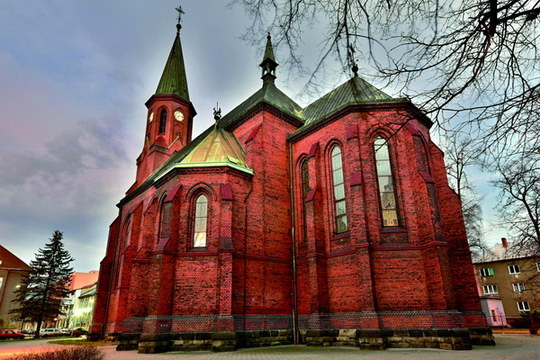 3. Farní kostel Božského Srdce Páně