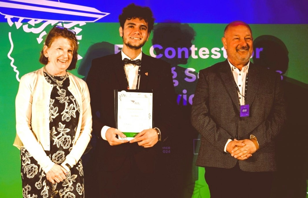 Absolvent bohumínského gymnázia Janis Bojko získal prestižní cenu European Chemical Society