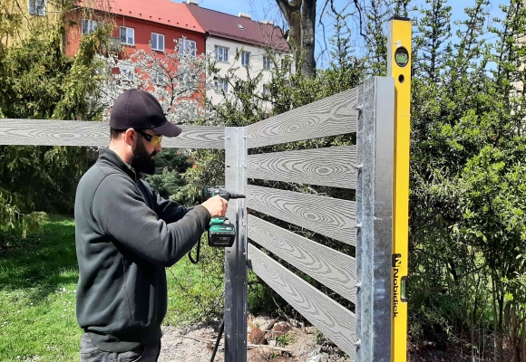 Kontejnerová stání v Bohumíně dostanou moderní oplocení