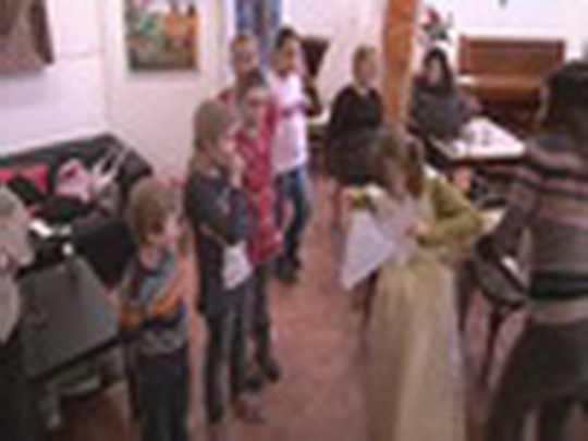 Šijí Bohumínské kroje pro děti - show video