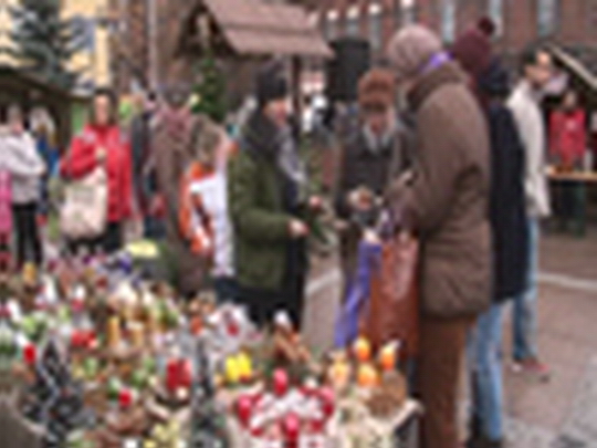 Vánoční a farmářské trhy 2013 - show video