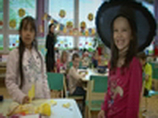 Stroj času na ZŠ ČSA - show video