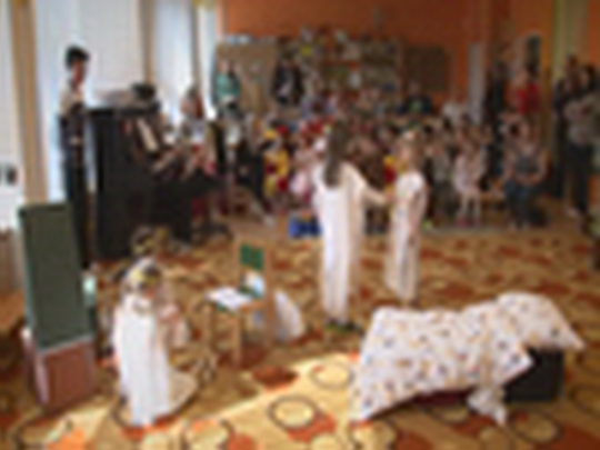 Pohádkový minifestival - show video