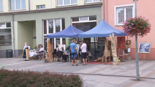 Maryška oslavila 22, nabídla čtyřdenní setkání - show video