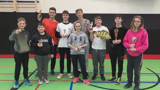 Halový vánoční turnaj v rybolovných technikách - show video