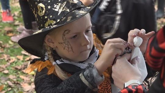 Halloween v Bohumíně: parkem prošlo 1200 lidí - show video